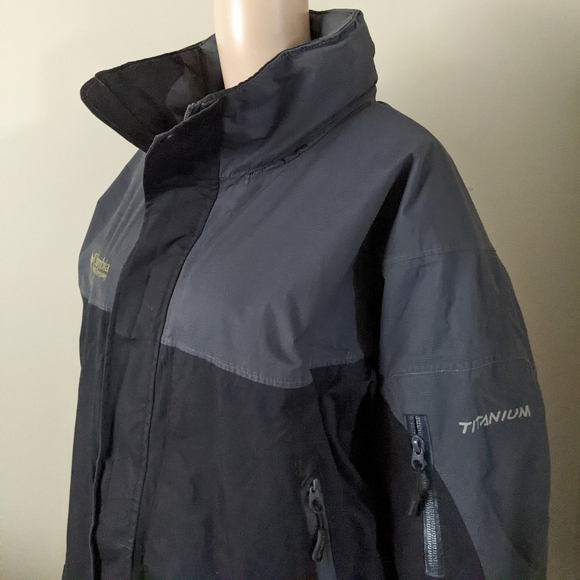 Columbia Titanium Omni Tech waterproof jacket coat, men's large - Picture 5 of 11